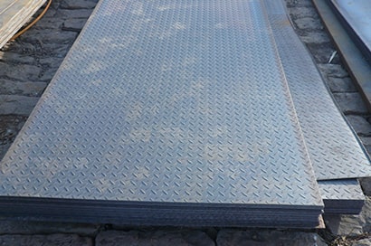 Chequered Steel Plates